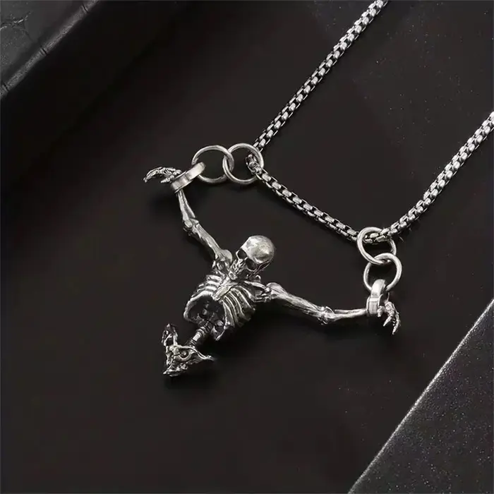 Collier crâne Punk, pendentif crâne de captivité