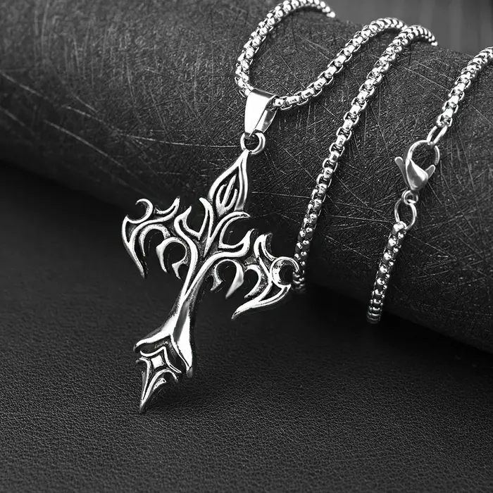 Collier pendentif flamme croix hip-hop pour homme en acier inoxydable