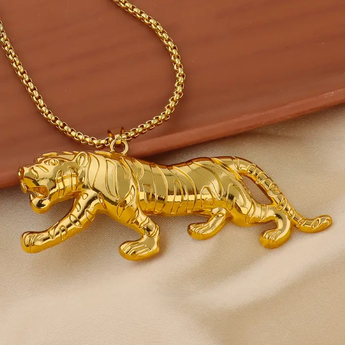 Chaîne hip-hop punk plaquée or en acier inoxydable avec pendentif élégant pour femmes occasions spéciales partys banquets fêtes de mariage cadeaux festifs