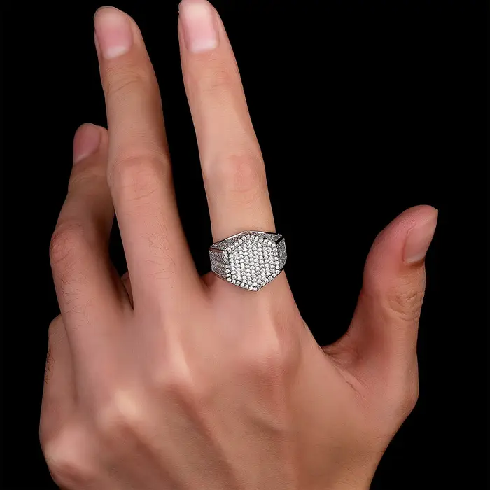 Bague Rock de Luxe pour Homme en Alliage de Zinc avec Design Micro-Pavé Blanc ou Bleu Ciel pour Hommes Occasions Spéciales Mariage Fiançailles Anniversaire