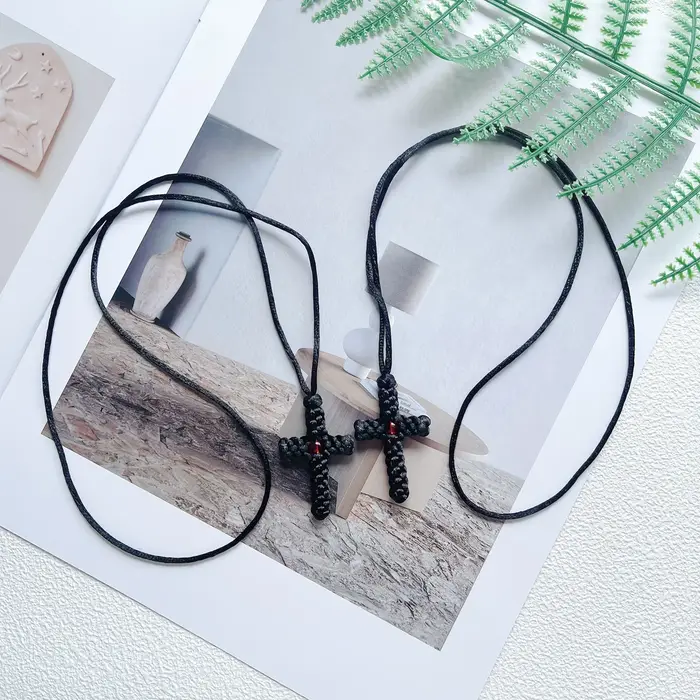 Ensemble de colliers croisés tissés à la main pour homme et femme bijou élégant pour anniversaire et célébrations religieuses