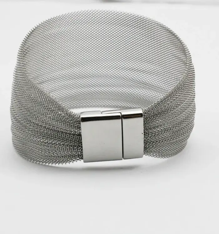 Bracelet en maille d'acier inoxydable large en métal couleur argent