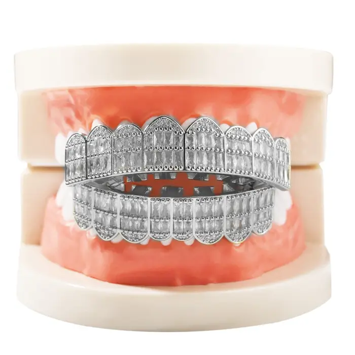 Grills dentaires The Bling King Baguettecz Girllz brillants pour hommes grillz hip hop bijoux de corps zircone cubique occasions spéciales