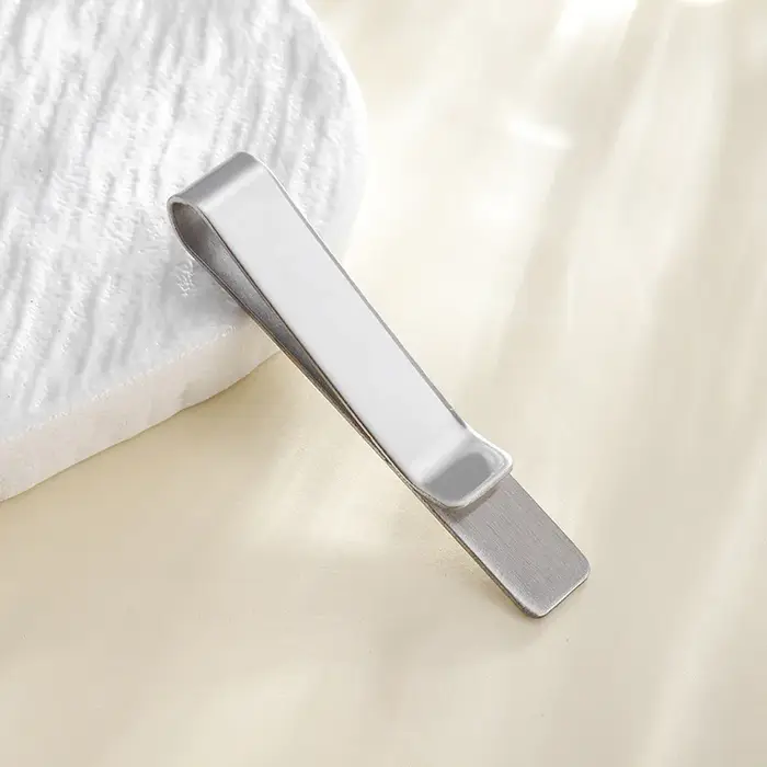 1 pièce Pince à cravate pour homme, pour mariage, anniversaire, affaires, chemise décontractée, en a