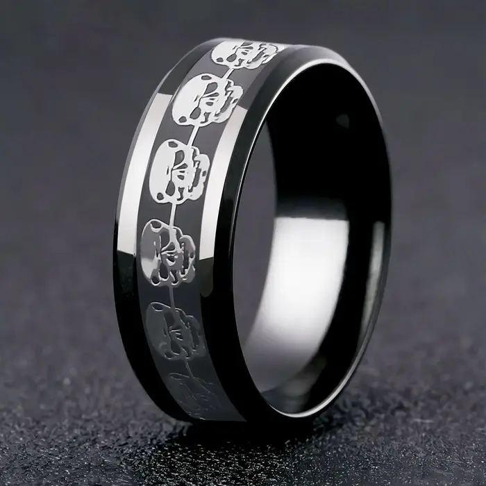 Bague tête de mort luxueuse pour homme