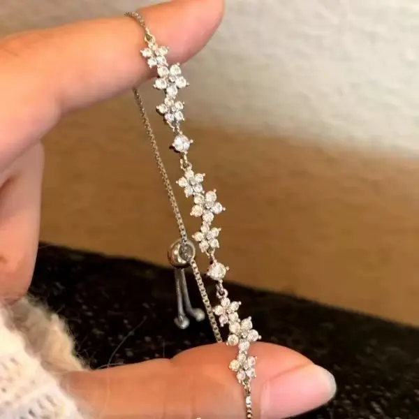 Bracelet géométrique de luxe en Zircon plaqué or pour femmes, carré polyvalent et réglable, bijoux cadeau de fête de noël et de mariage