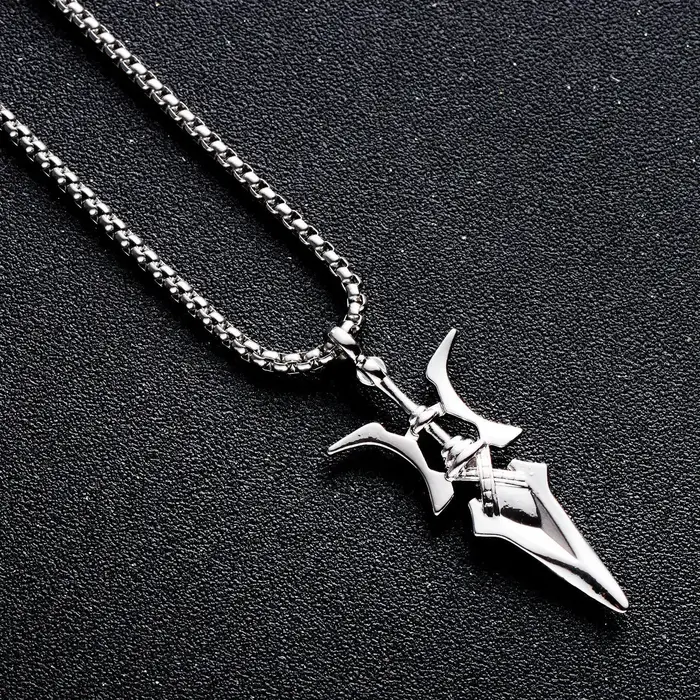 Collier pendentif arme épée gothique pour hommes et femmes