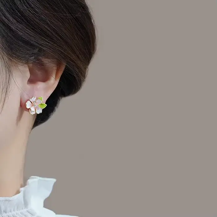 Boucles d'oreilles élégantes en émail camélia rose français, Design Unique, Style Vintage, bijoux pour femmes, décorations d'oreille