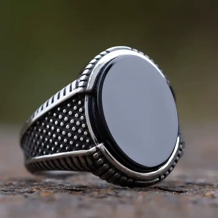 Bague rétro géométrique en Zircon noir acier inoxydable pour hommes occasions spéciales partys mariage anniversaires