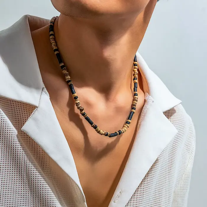 Collier chaîne de petites perles marron et noir pour hommes