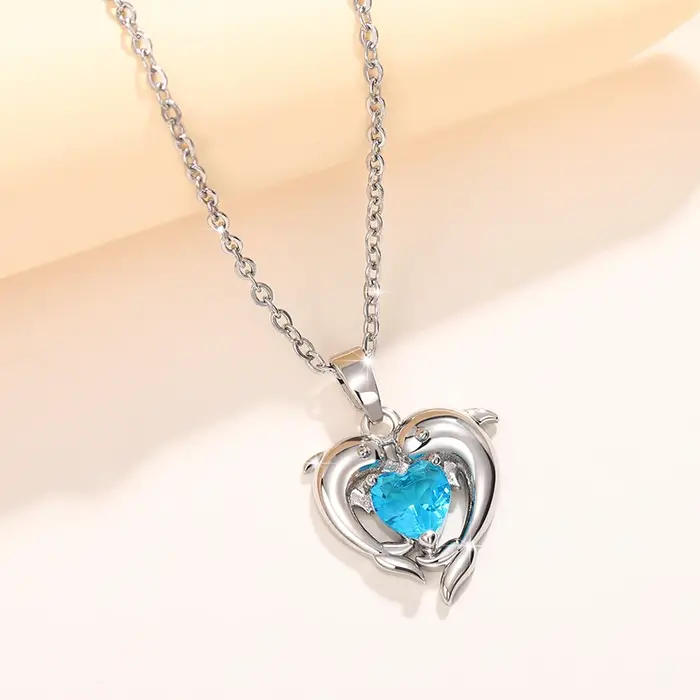Huitan Couple dauphin avec coeur bleu CZ collier femmes Chic mariée mariage clavicule chaîne colliers fantaisie cadeau déclaration bijoux