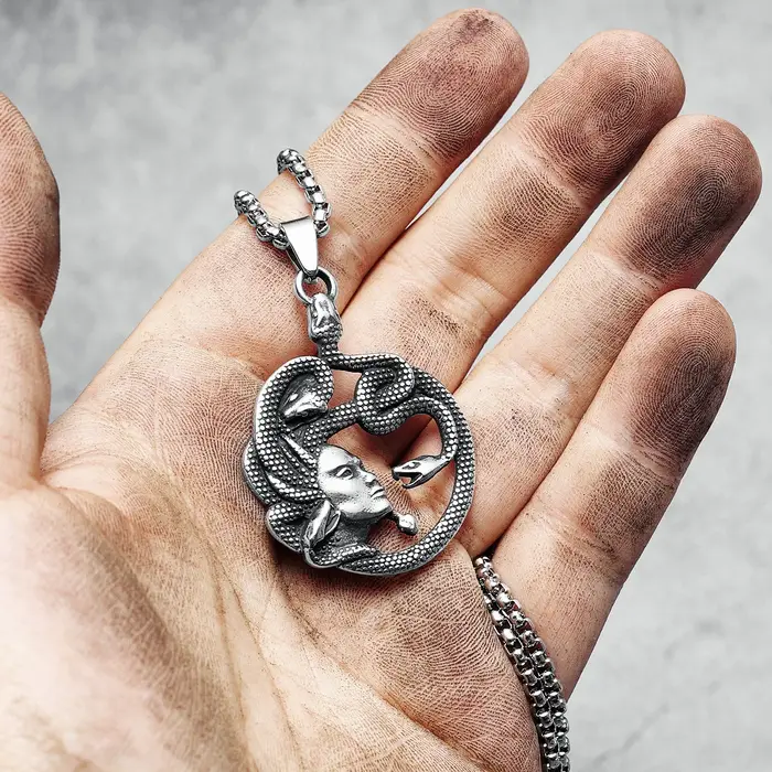 Pendentif Serpent Médusa en acier inoxydable 316L pour homme collier Punk Rock Hip Hop cadeau amitié occasions spéciales