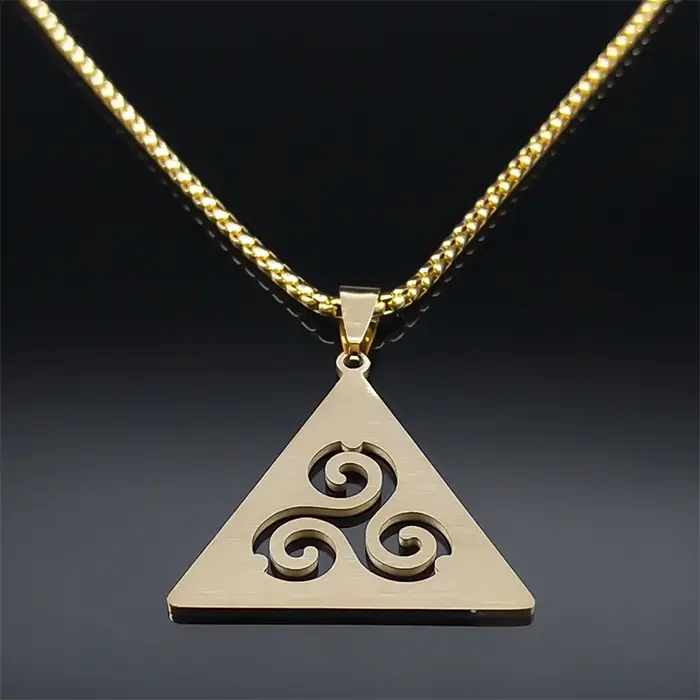 Collier Triskele celtique Triskelion pour femmes/hommes en acier inoxydable couleur or Triquetra sorcière trinité noeud bijoux bruja N8060S02