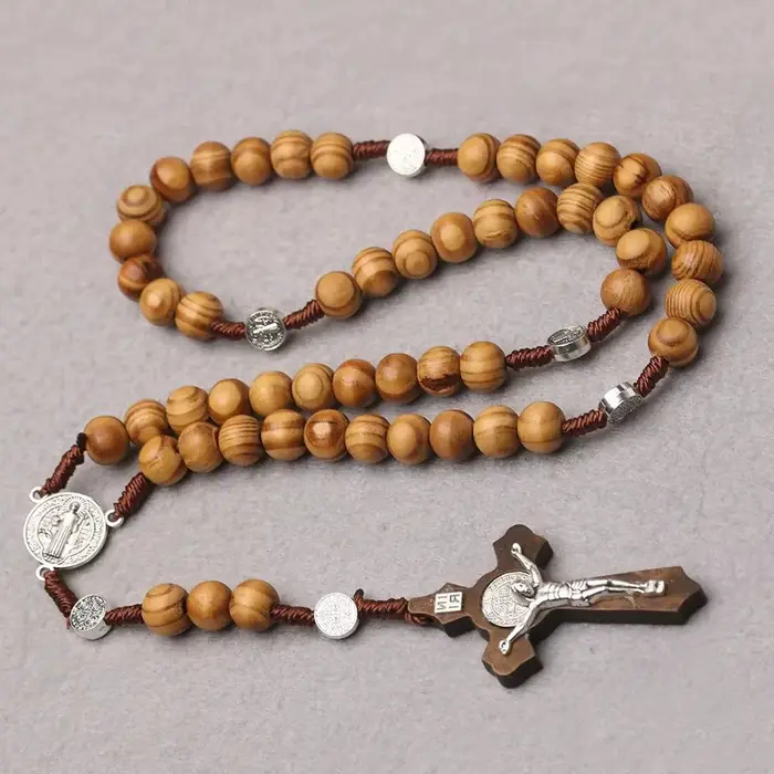 Collier chapelet en bois fait main, ornement de voiture, collier de perles en bois religieux, pendentif crucifix catholique élégant, chaîne d'église