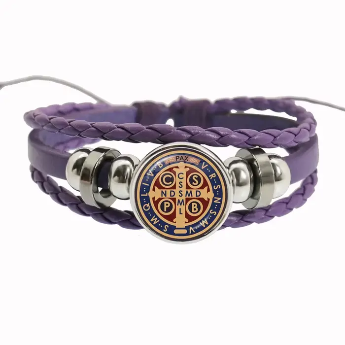Bracelet en forme de médaillon Saint bénisse