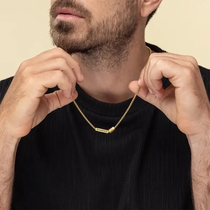 Collier personnalisé avec nom gravé pour homme