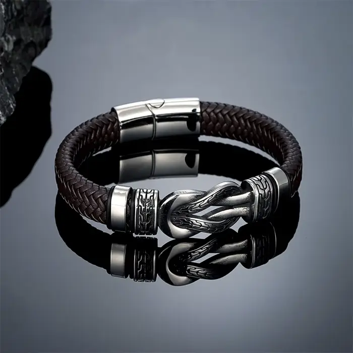 Bracelet en cuir vintage avec symbole de l'infini pour homme occasion spéciale cadeau de couple bijou de charme masculin robuste design viking acier inoxydable