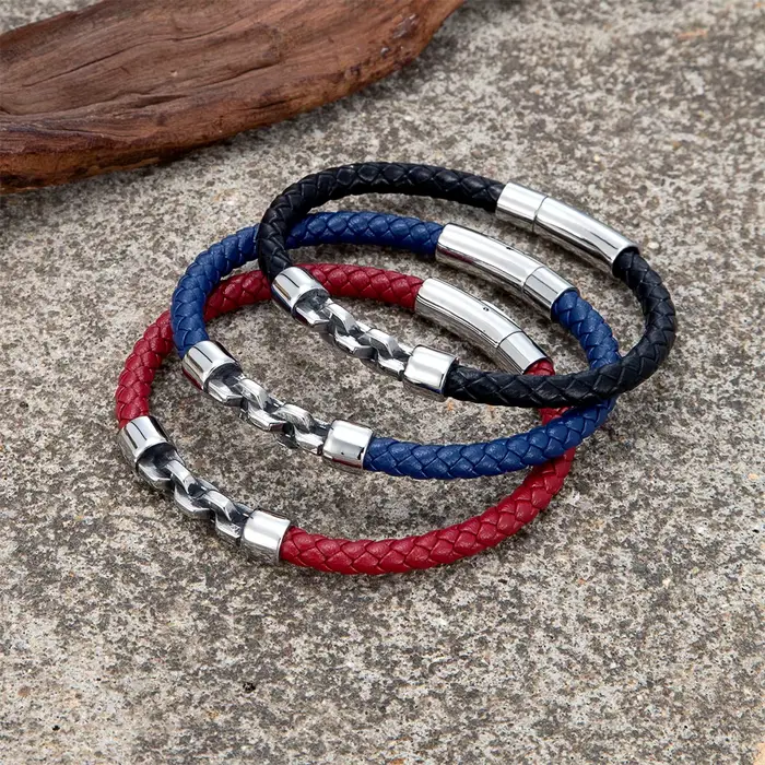 Bracelet en cuir tressé noir rouge bleu avec chaîne en acier inoxydable pour homme style vintage cadeau de couple occasions spéciales