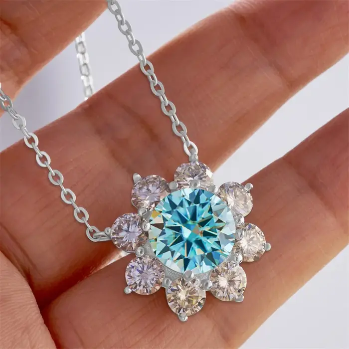 Collier solitaire en argent sterling 925 serti de moissanite pour femmes, bijou élégant et certifié IGI pour les occasions spéciales