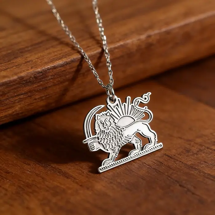 Collier Lion Soleil Iranien Plaqué Or, Pendentif Lion Persan en Acier Inoxydable pour Hommes et Femmes, Cadeau Bijou